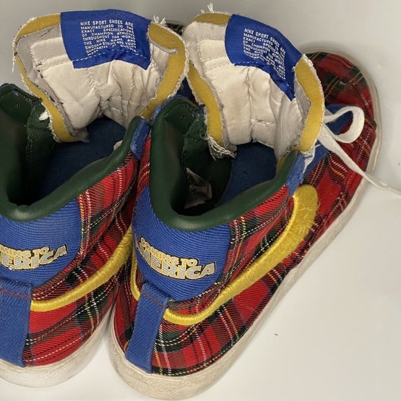 NIKE Blazer Mid 77 COMING TO AMERICA Red Blue Plaid Sneakers Sz 8/41 main image 13